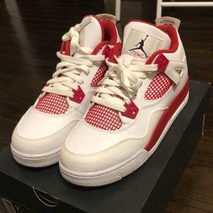Air Jordan 4